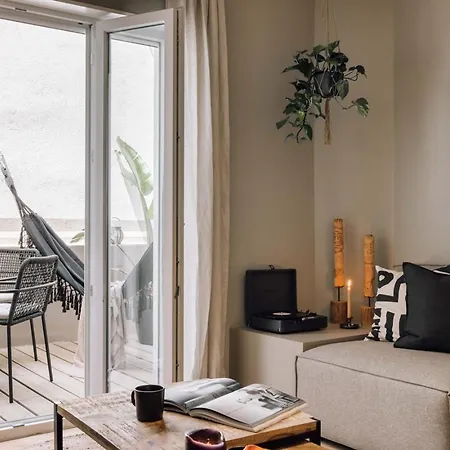 Sandoa - 2 Bedrooms In Lapa Apartment Lisbon