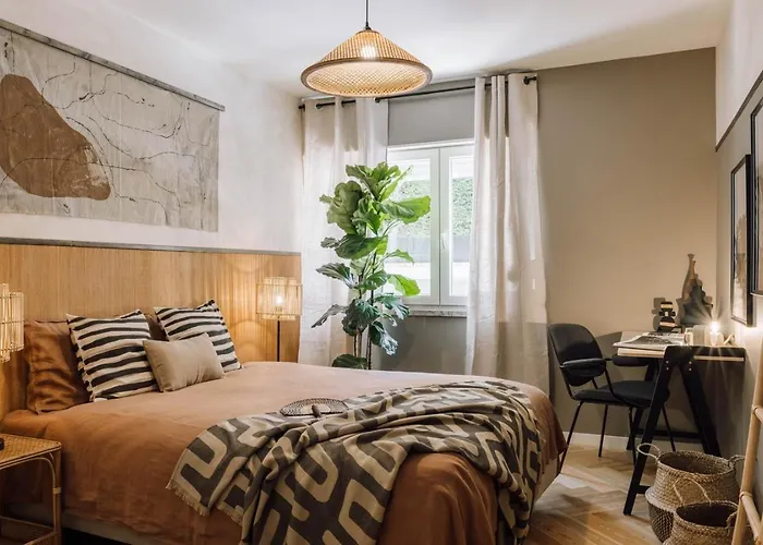 Sandoa - 2 Bedrooms In Lapa Apartament Lizbona