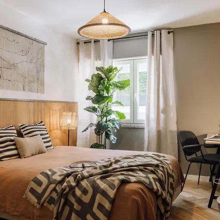 Sandoa - 2 Bedrooms In Lapa דירה ליסבון
